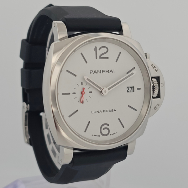 Panerai Luminor Luna Rossa PAM01381
