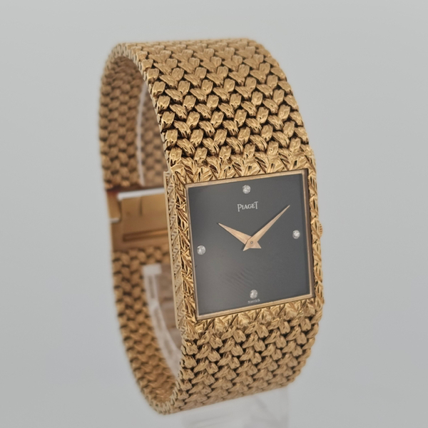 Piaget 934 D2 Vintage Yellow Gold Watch
