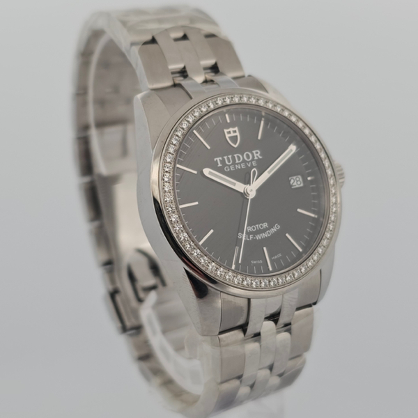 Tudor Glamour Date 55020