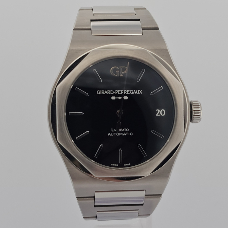 Girard Perregaux Laureato 81010-11-636-11A