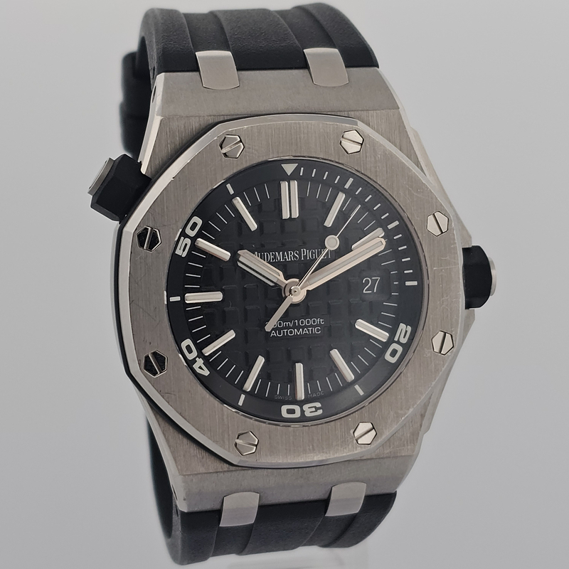 Audemars Piguet Royal Oak Offshore Diver 15703ST.OO.A002CA.01