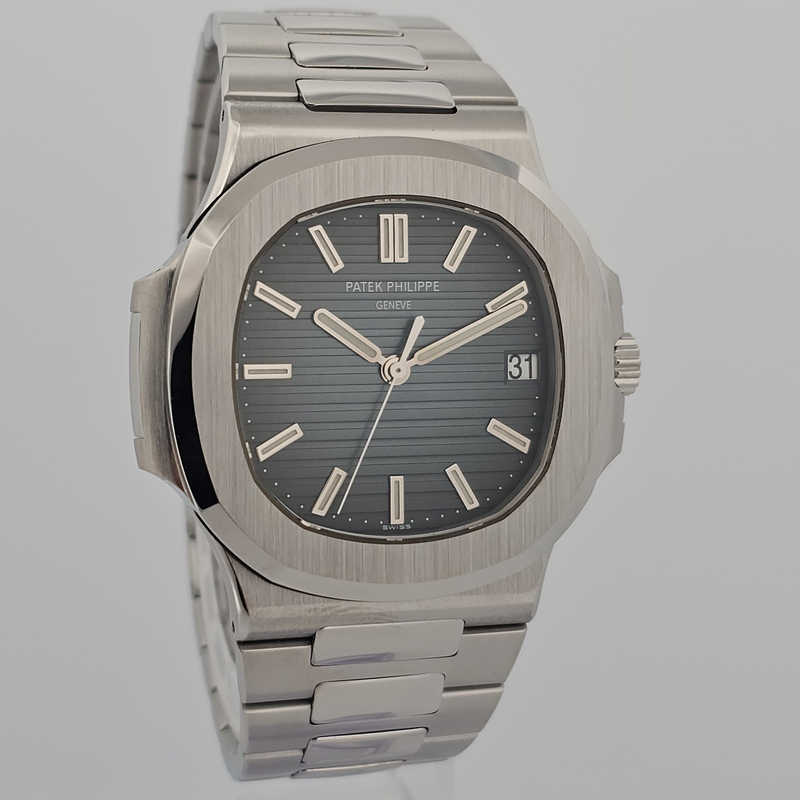 Patek Philippe Nautilus 5711_1A
