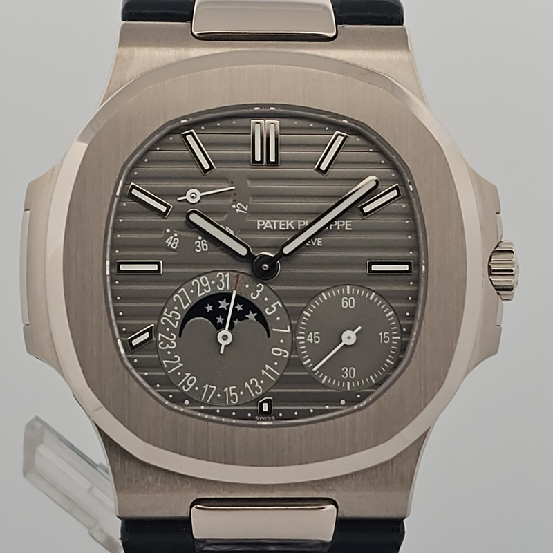 Patek Philippe Nautilus 5712G-001