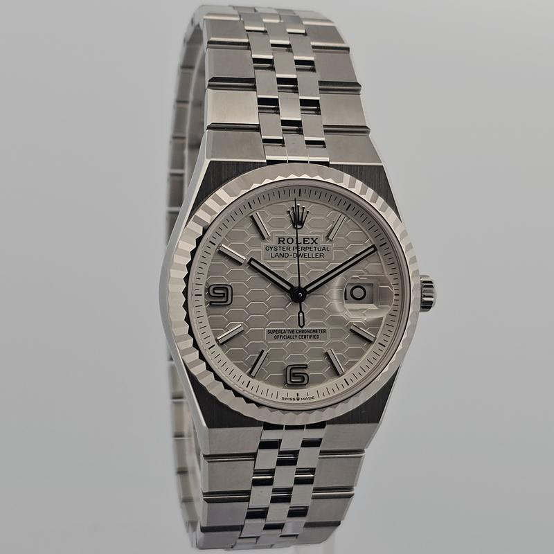 Rolex Land-Dweller 127234 