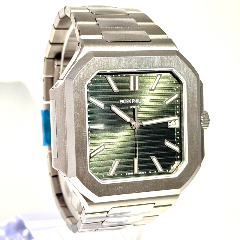 Patek Philippe Cubitus 5821_1A-001