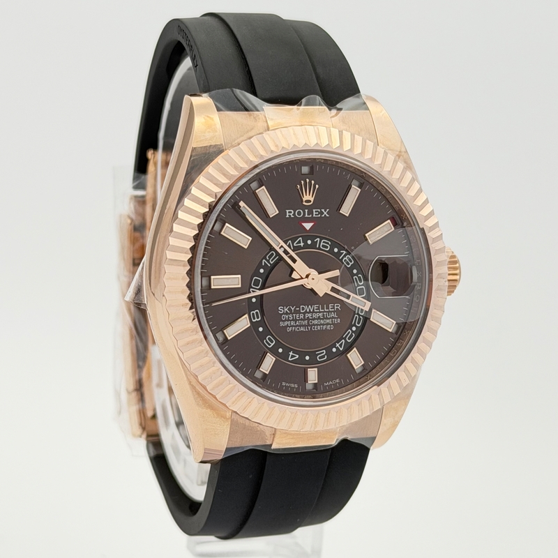 Rolex Sky-Dweller 326235