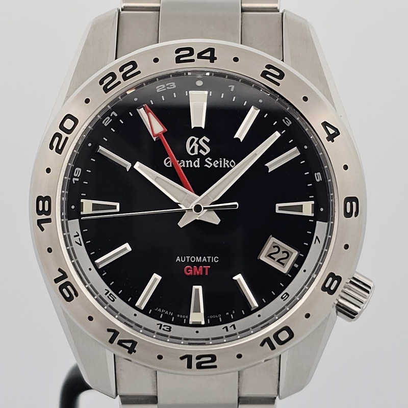 Grand Seiko Sports Collection GMT SBGM245G