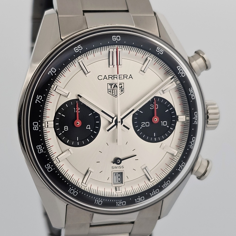 TAG HEUER