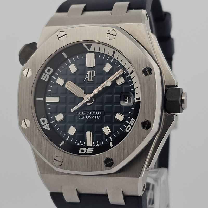 Audemars Piguet 愛彼 - 15720ST.OO.A027CA.01