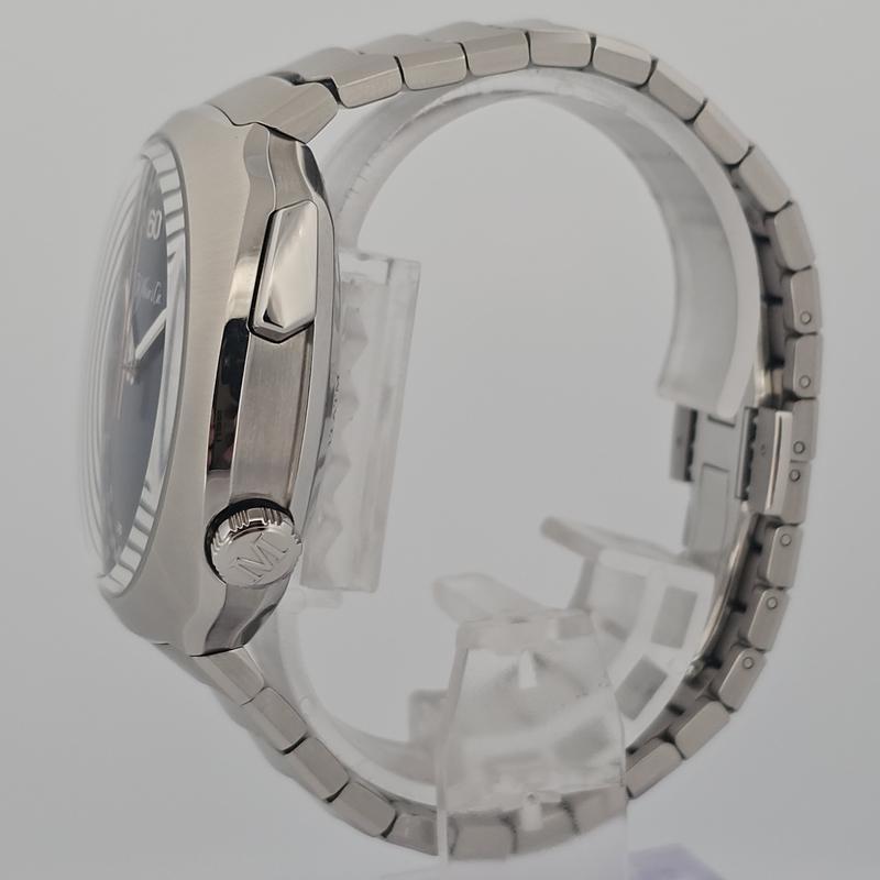 H.Moser & Cie. Streamliner Flyback Chronograph Blue Dial 6902-1201