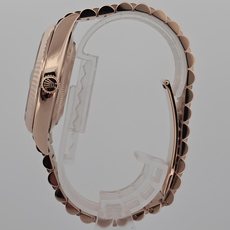 Rolex Day-Date Olive Green Dial 228235OGRP 