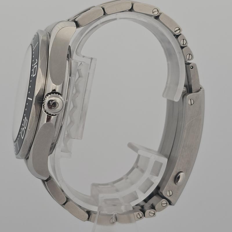 Omega Seamaster Diver 300M 210.30.42.20.04.001