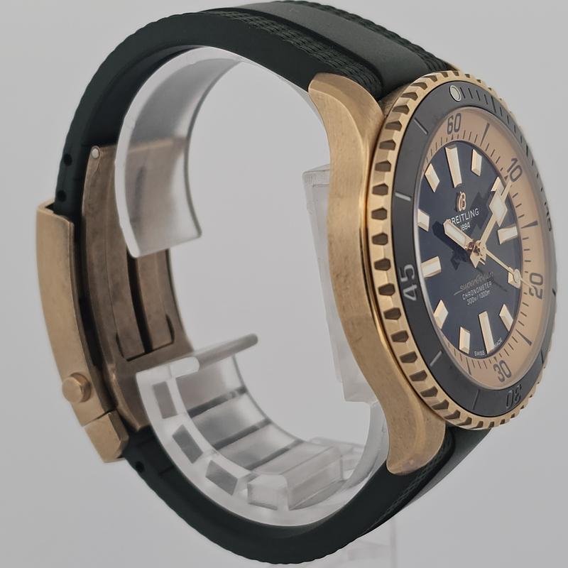 Breitling Superocean N17375201L1S1