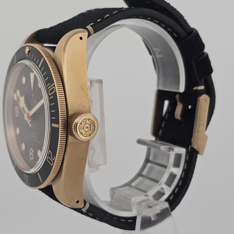 Tudor Black Bay Bronze M79250BA-0001