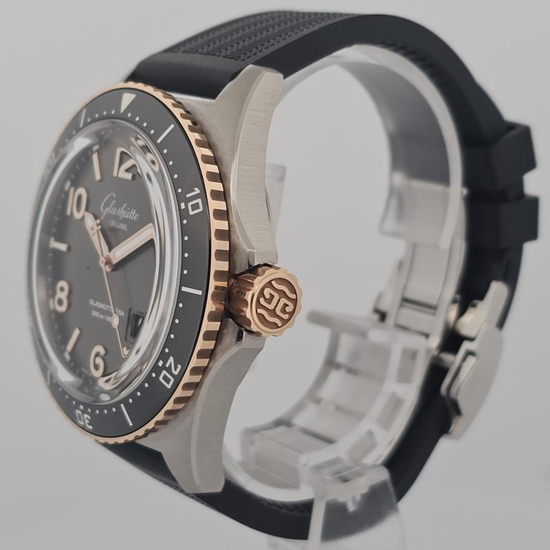Glashütte Original SeaQ Panoramadatum 1-36-13-04-91-33