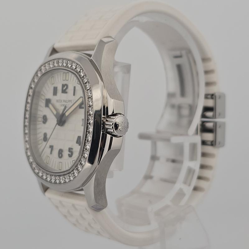 Patek Philippe Aquanaut 5067A-011