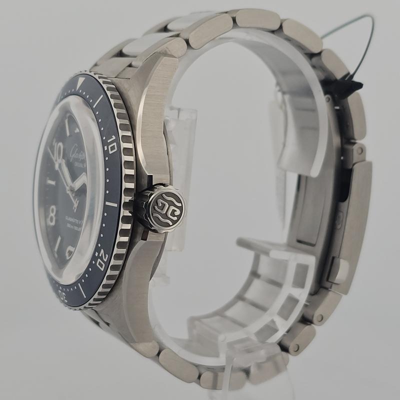 Glashütte Original SeaQ Panorama Date Blue Dial 1-36-13-02-81-70
