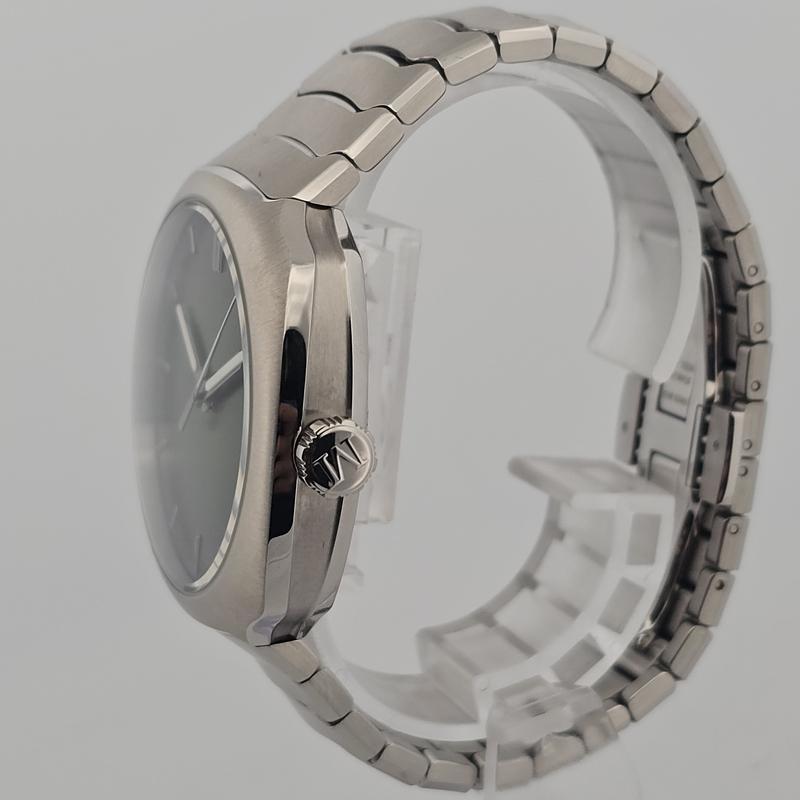 H.Moser & Cie. Streamliner Center Seconds  6200-1200
