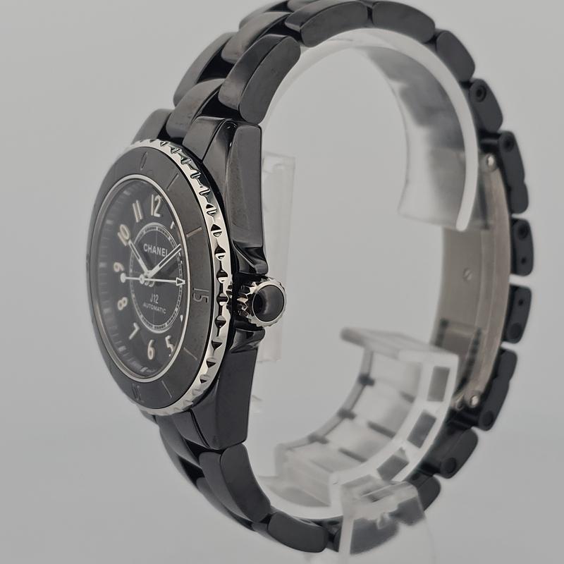 Chanel J12 H5696