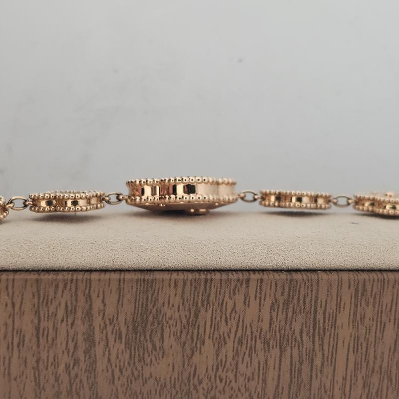 Van Cleef & Arpels Alhambra VCARO90100