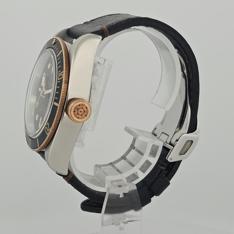 Tudor Black Bay 79733N-0001