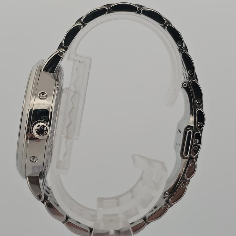 Carl F. Bucherer Adamavi 00.10324.08.13.21