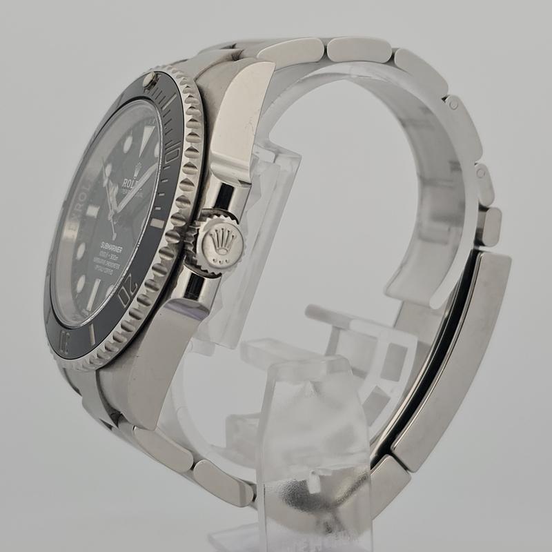 Rolex Submariner (No Date) 114060