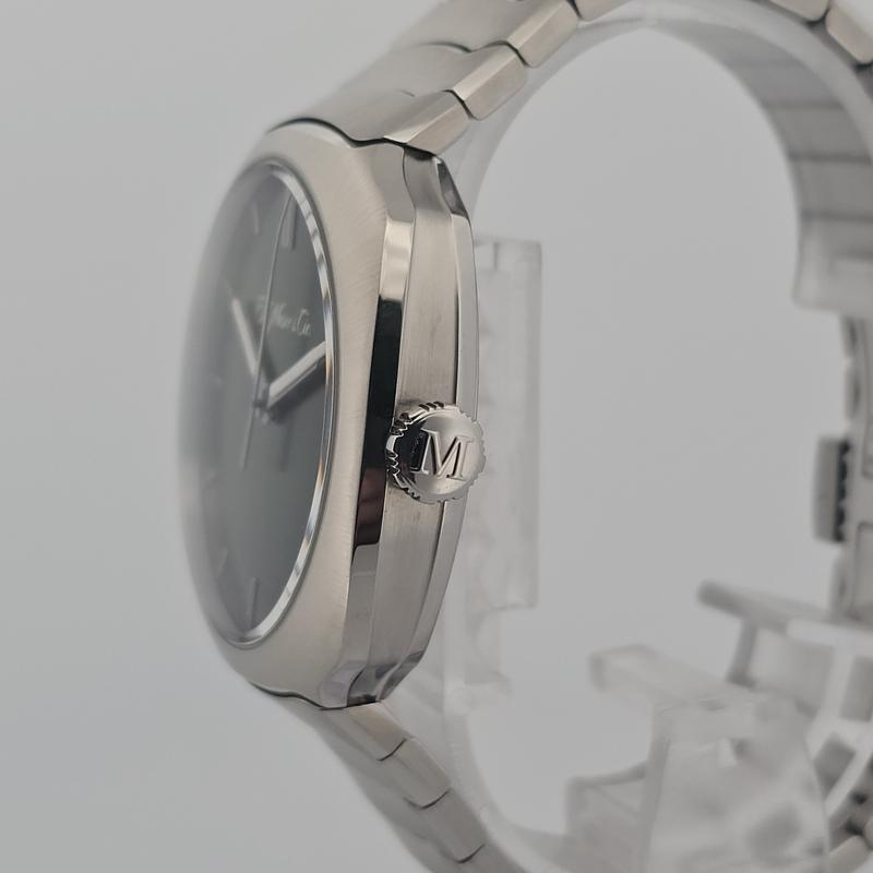 H.Moser & Cie Streamliner Centre Seconds Matrix Green 6200-1200 40mm