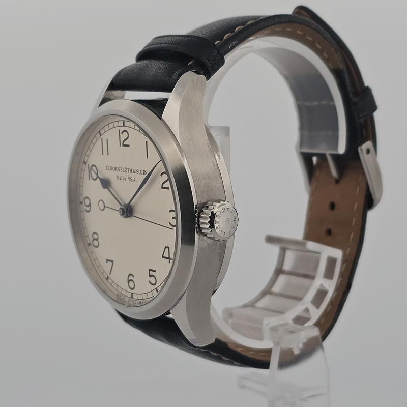 D.Dornbluth & Sohn ,99.Center second 42mm