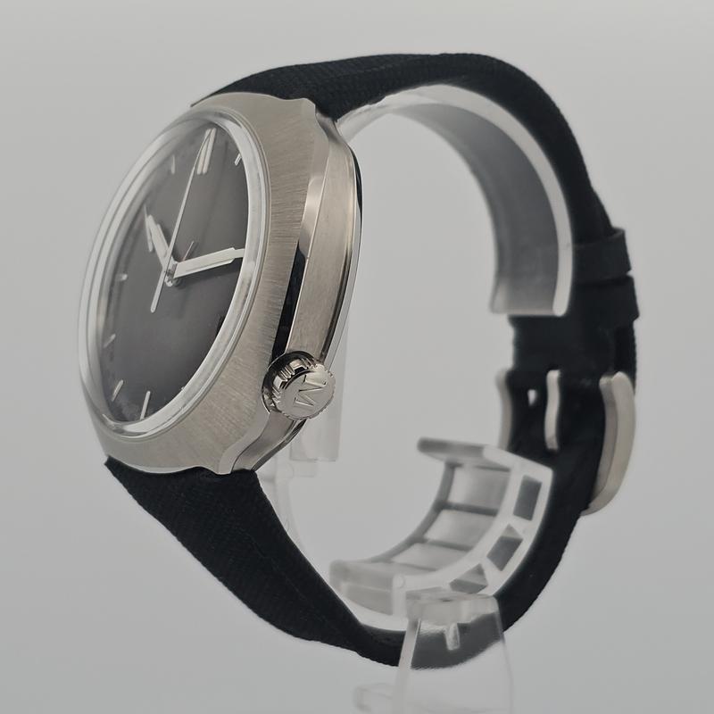 H. Moser & Cie Streamliner Perpetual Calendar 6812-1200